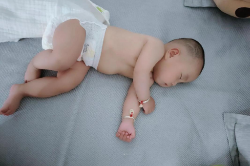 新沂宝宝发烧可以喝牛奶吗